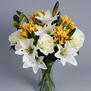 silk flowers arrangement