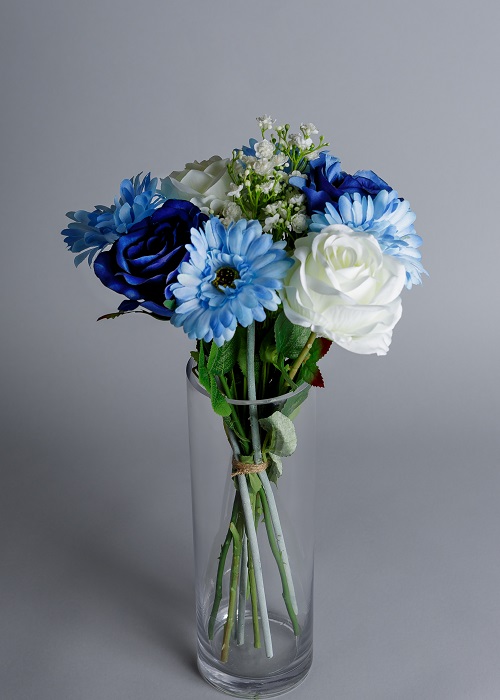 artificial blue roses